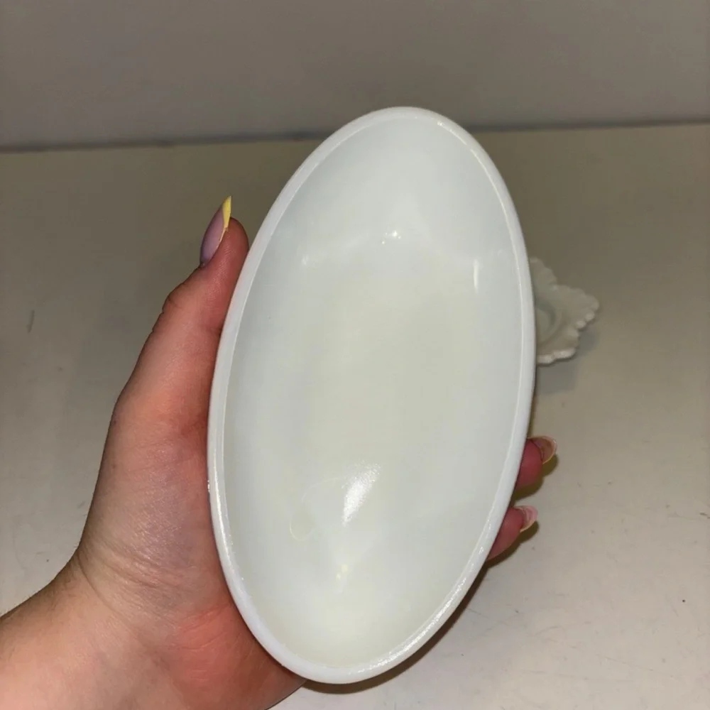 Vintage Fenton White Milk Glass Hobnail Oval Covered Butter Dish